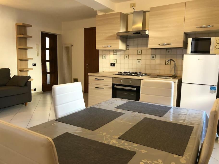 Ferienwohnung Casa Del Borghetto Intra Exterior foto