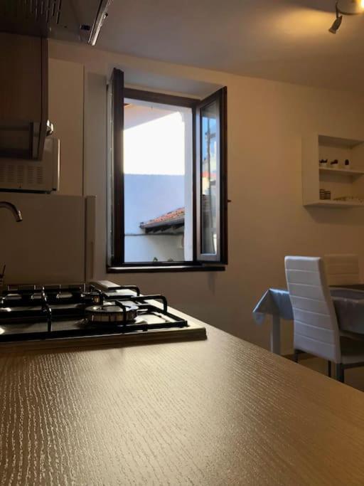 Ferienwohnung Casa Del Borghetto Intra Exterior foto