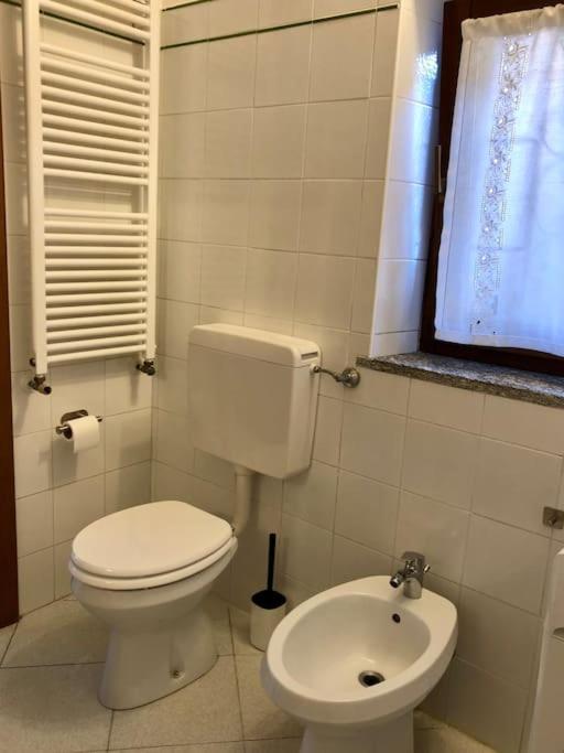 Ferienwohnung Casa Del Borghetto Intra Exterior foto
